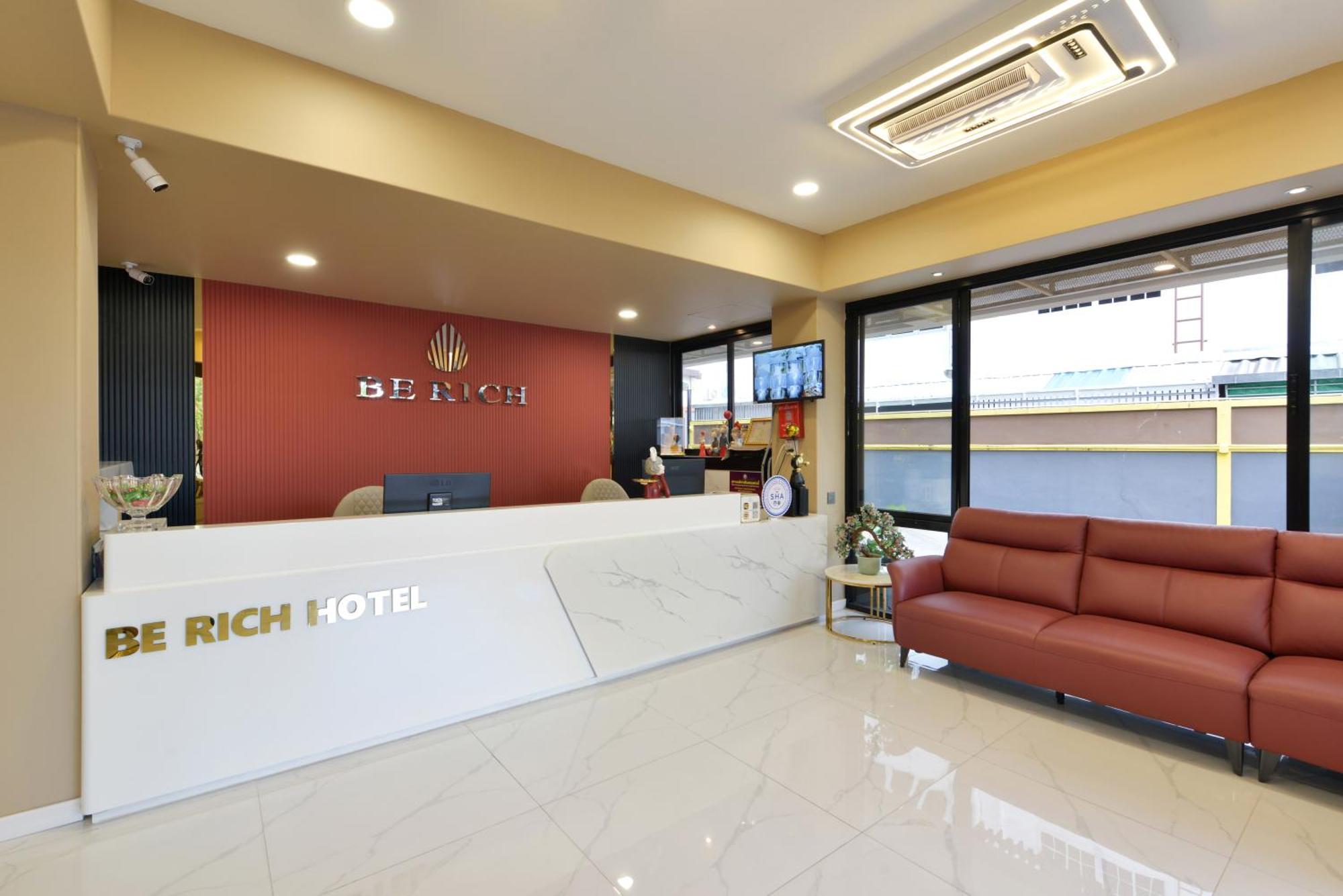 Berich Hotel Tak Exteriér fotografie