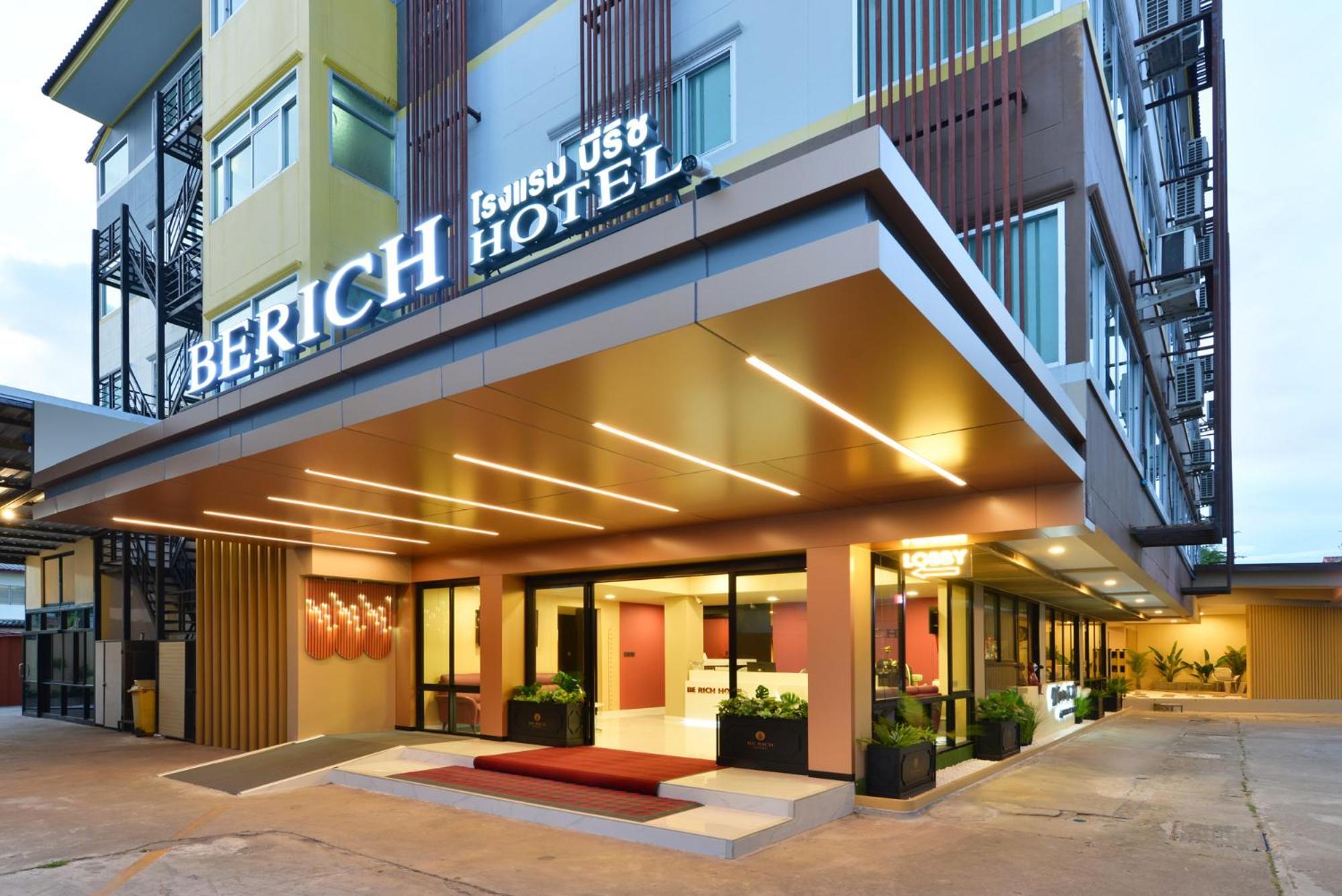 Berich Hotel Tak Exteriér fotografie